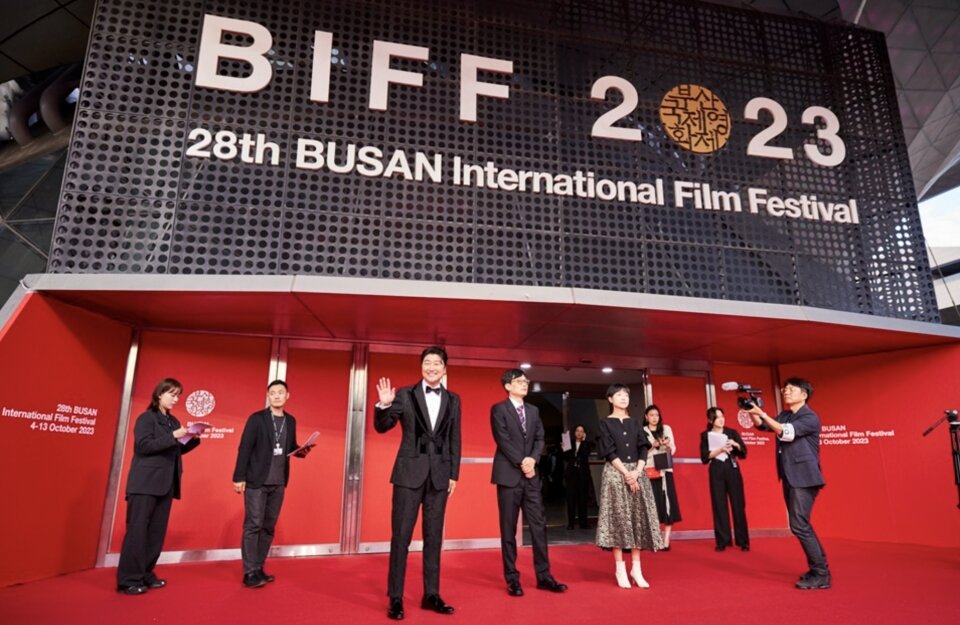 فرش درخشش ستاره های سینما در رویای بن سلمان با جشنواره ای در حاشیه دریای سرخ/ عاشقانه های آرام توکیو و بوسان/ پایان کار غول ها روی فرش قرمز اسکار