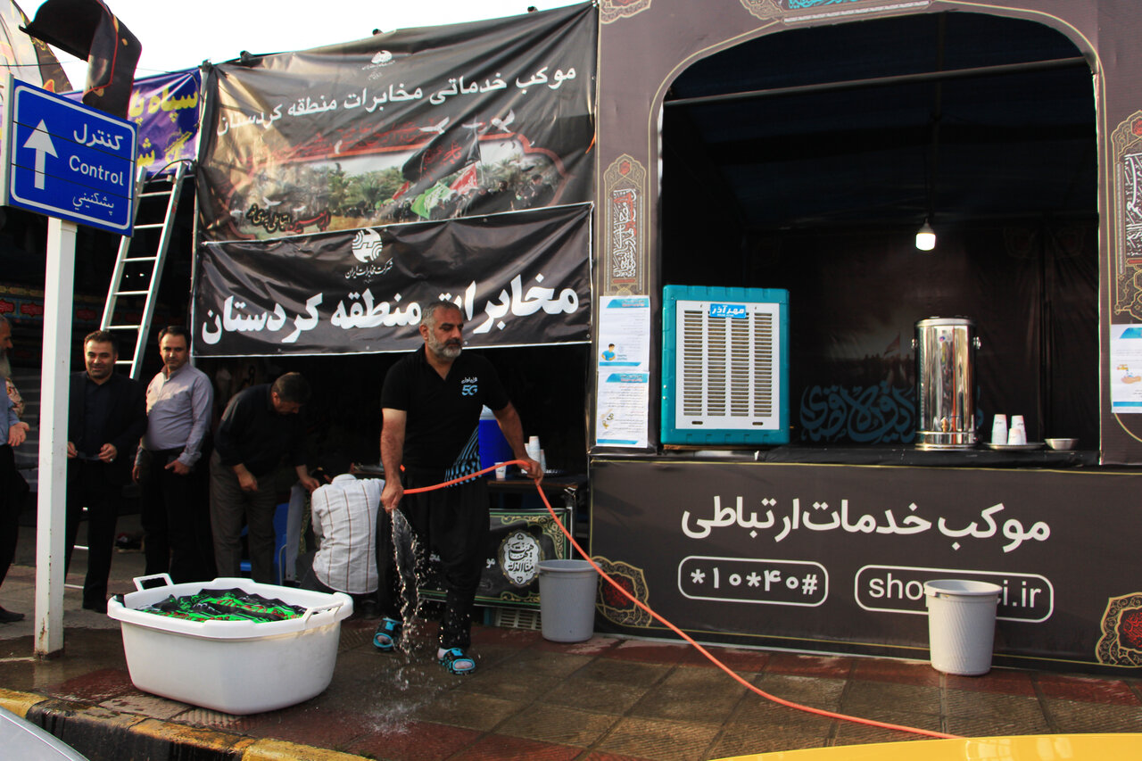 ارادت‌ خالصانه کردها در مرزباشماق/بازگشت زوار ازمسیر وحدت کردستان