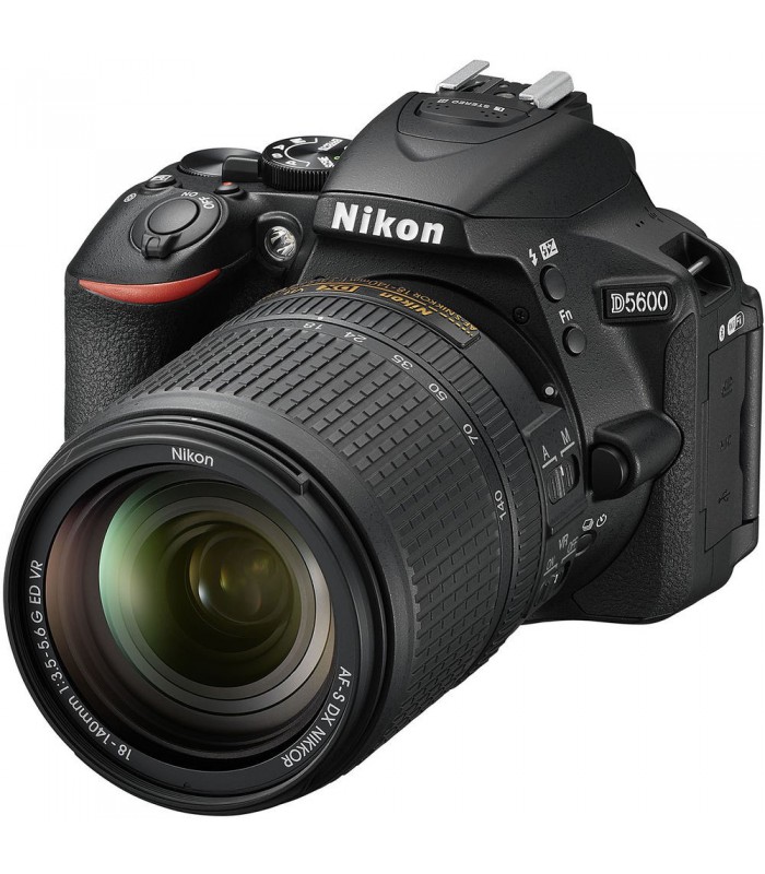 برسی دوربین دیجیتال نیکون مدل D5600 همراه لنز Nikkor 18-140mm VR