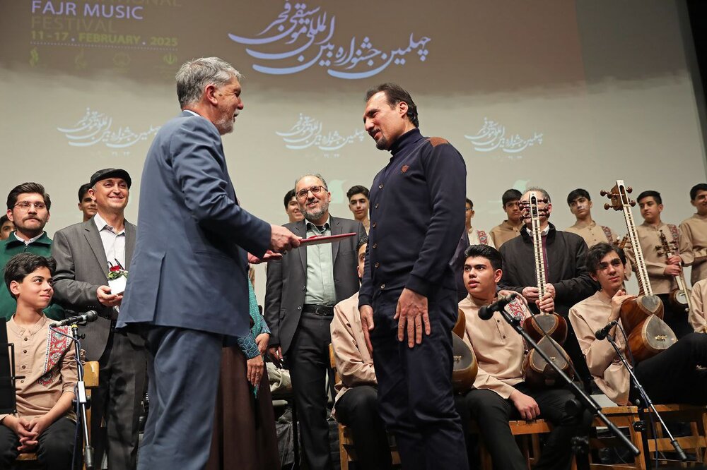 هنرستان‌هادر تربیت نسل نوین موسیقی یاری‌رسان خواهند بود