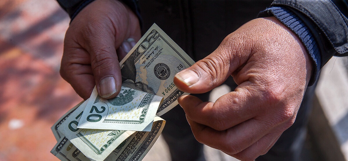 قیمت دلار، سکه و طلا در بازار امروز یکشنبه ۱۷ فروردین ۱۴۰۴