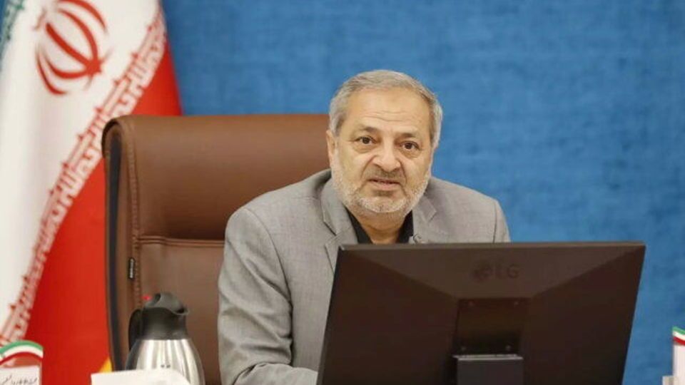 وزیر آموزش و پرورش پیگیر حق و حقوق معلم زرندی شد