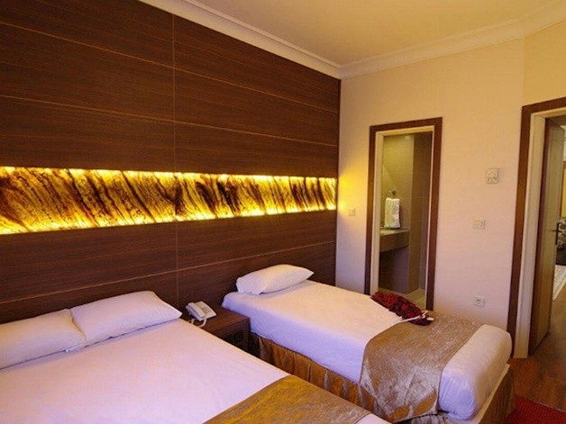 عوامل مؤثر بر قیمت هتل ها و هتل آپارتمان در مشهد